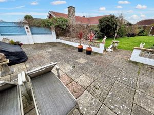 Patio- click for photo gallery